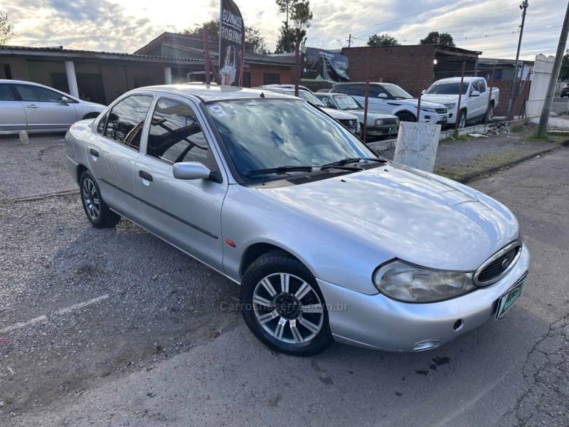 MONDEO 2.0 CLX 16V GASOLINA 4P MANUAL - 1997 - CAXIAS DO SUL