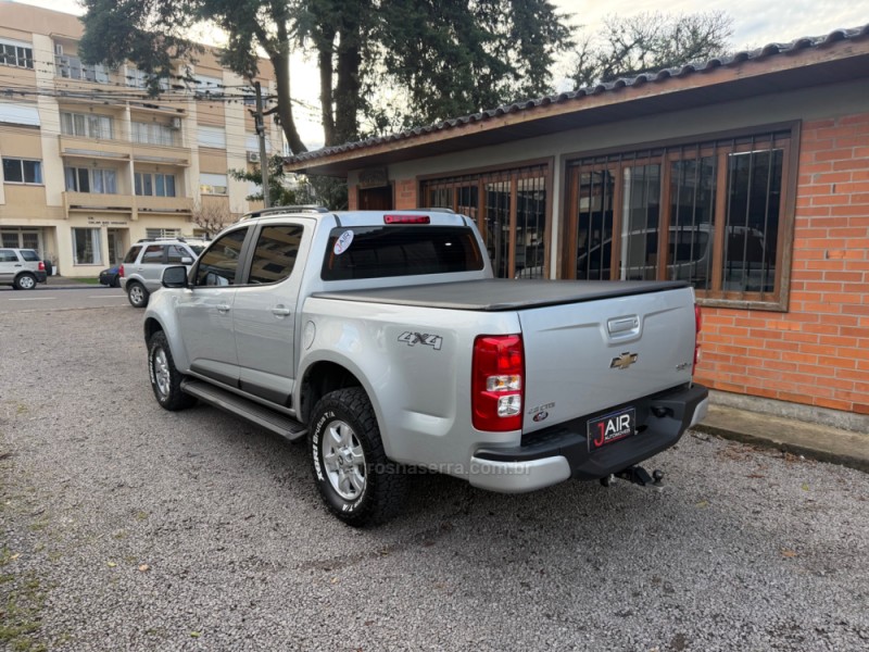 S10 2.8 LT 4X4 CD 16V TURBO DIESEL 4P AUTOMÁTICO - 2015 - GARIBALDI