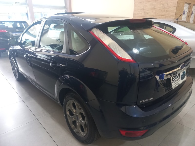 FOCUS 2.0 TITANIUM PLUS 16V FLEX 4P AUTOMÁTICO - 2013 - BENTO GONçALVES