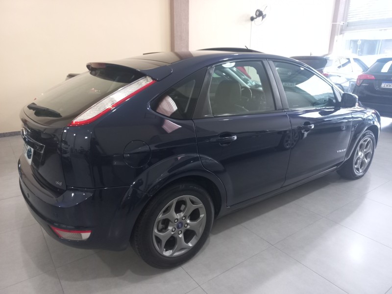 FOCUS 2.0 TITANIUM PLUS 16V FLEX 4P AUTOMÁTICO - 2013 - BENTO GONçALVES
