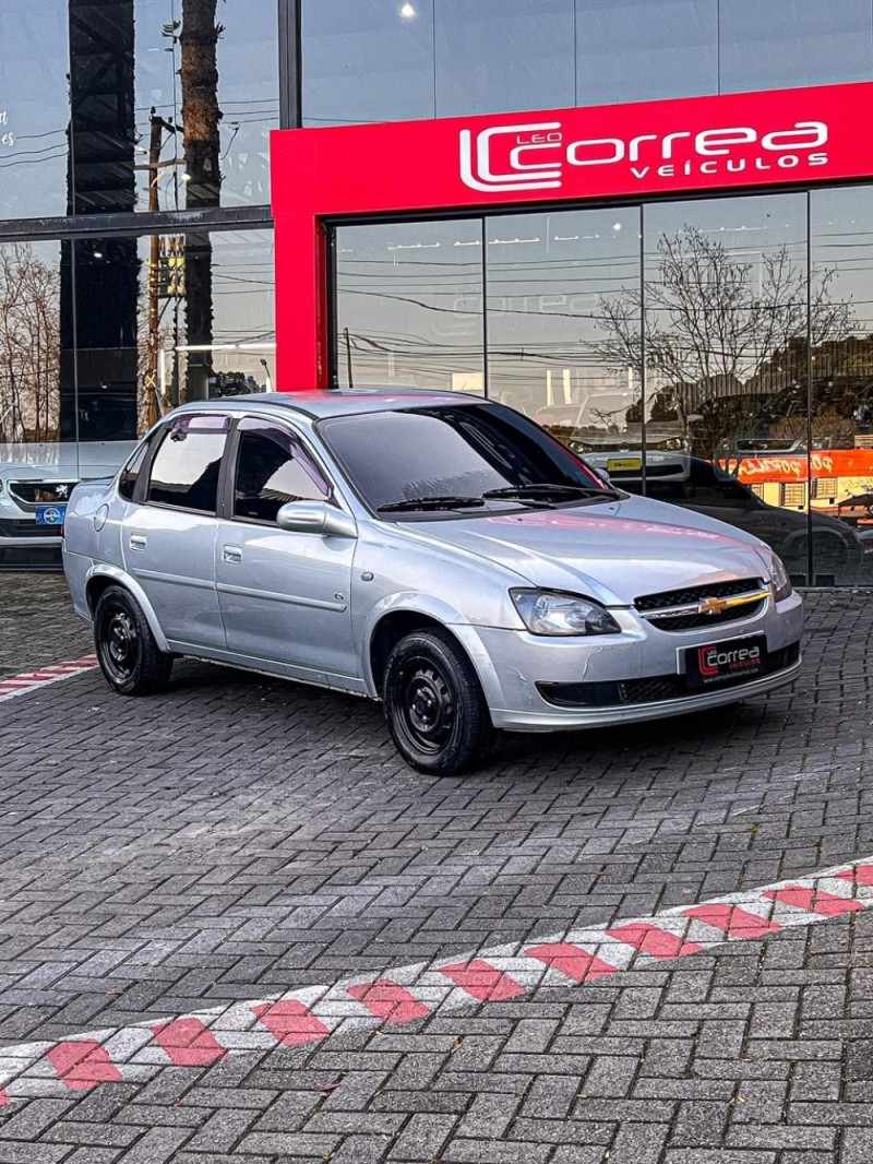 CLASSIC 1.0 MPFI LS 8V FLEX 4P MANUAL