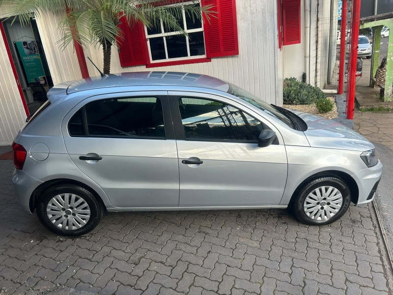 GOL 1.0 8V I-TRED FLEX 4P MANUAL - 2016 - TRêS COROAS