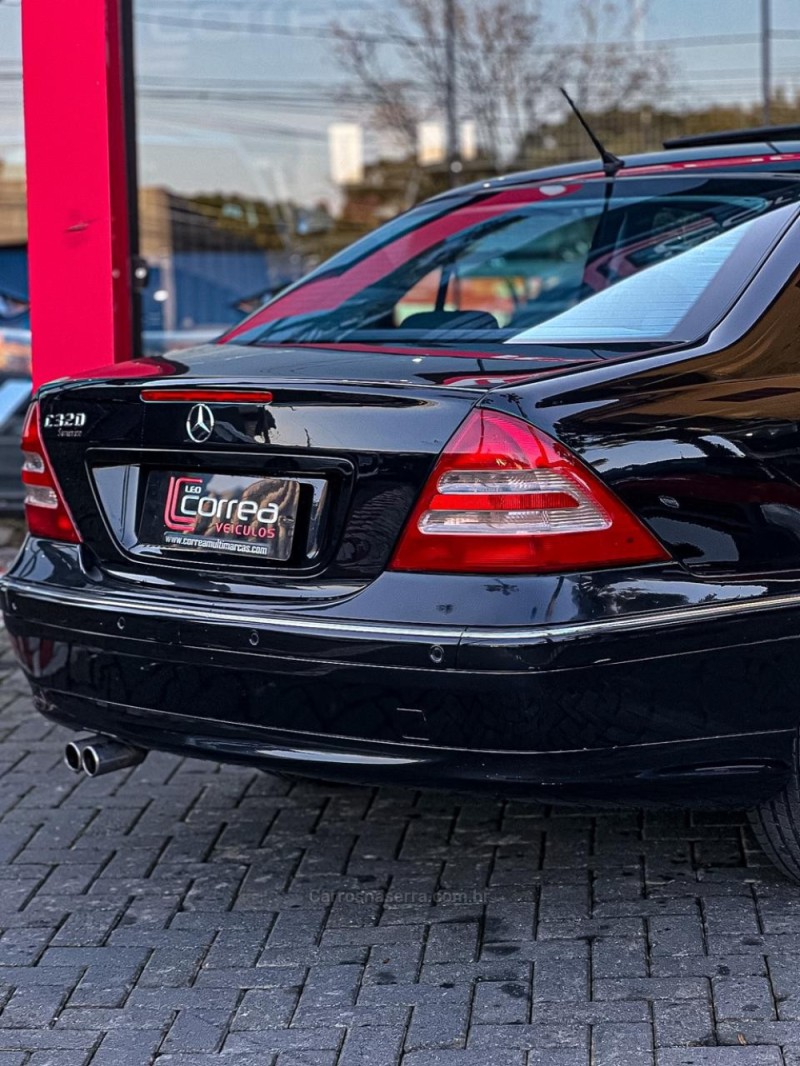 C 320 3.2 AVANTGARDE V6 GASOLINA 4P AUTOMÁTICO - 2002 - CANELA