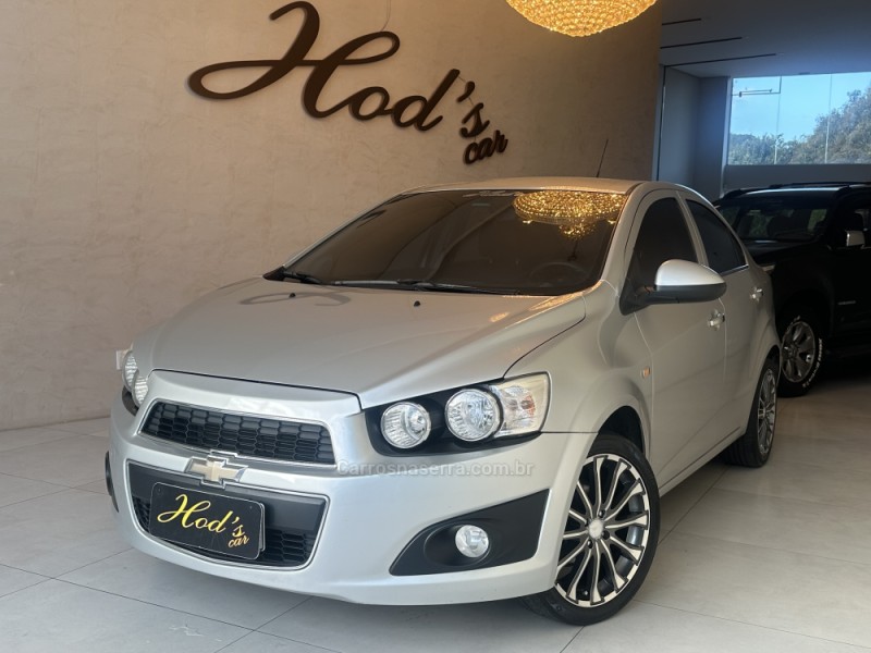 sonic 1.6 ltz sedan 16v flex 4p automatico 2012 canela