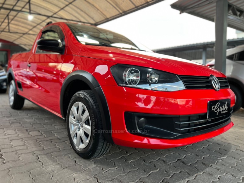 SAVEIRO 1.6 MI TRENDLINE CS 8V FLEX 2P MANUAL - 2015 - BOM PRINCíPIO