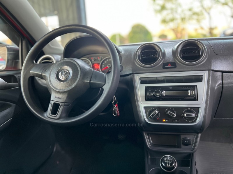 SAVEIRO 1.6 MI TRENDLINE CS 8V FLEX 2P MANUAL - 2015 - BOM PRINCíPIO