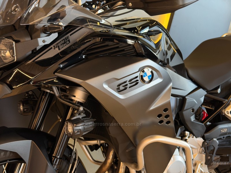 F 850 GS ADVENTURE TRIPLE BLACK  - 2023 - CAXIAS DO SUL