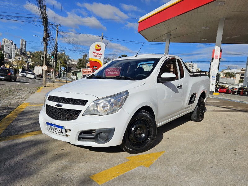 montana 1.4 mpfi ls cs 8v flex 2p manual 2015 caxias do sul