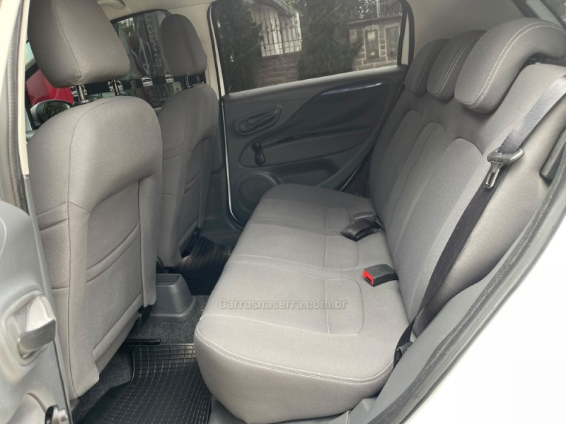 PUNTO 1.4 ATTRACTIVE 8V FLEX 4P MANUAL - 2014 - CAXIAS DO SUL