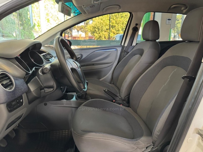 PUNTO 1.4 ATTRACTIVE 8V FLEX 4P MANUAL - 2014 - CAXIAS DO SUL