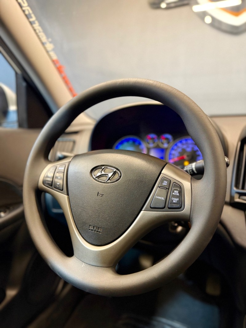 I30 2.0 MPFI GLS 16V GASOLINA 4P MANUAL - 2012 - CAXIAS DO SUL