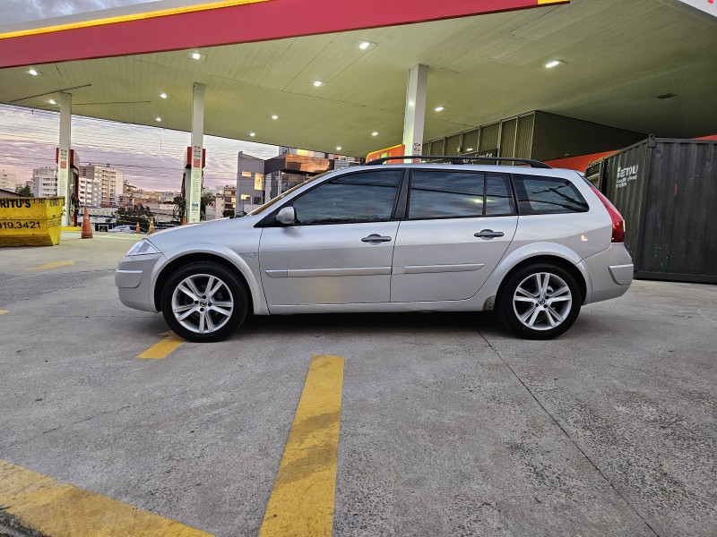 MÉGANE 1.6 DYNAMIQUE 16V FLEX 4P MANUAL - 2011 - CAXIAS DO SUL