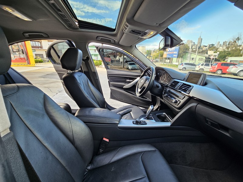 328I 2.0 SEDAN 16V GASOLINA 4P AUTOMÁTICO - 2013 - CAXIAS DO SUL