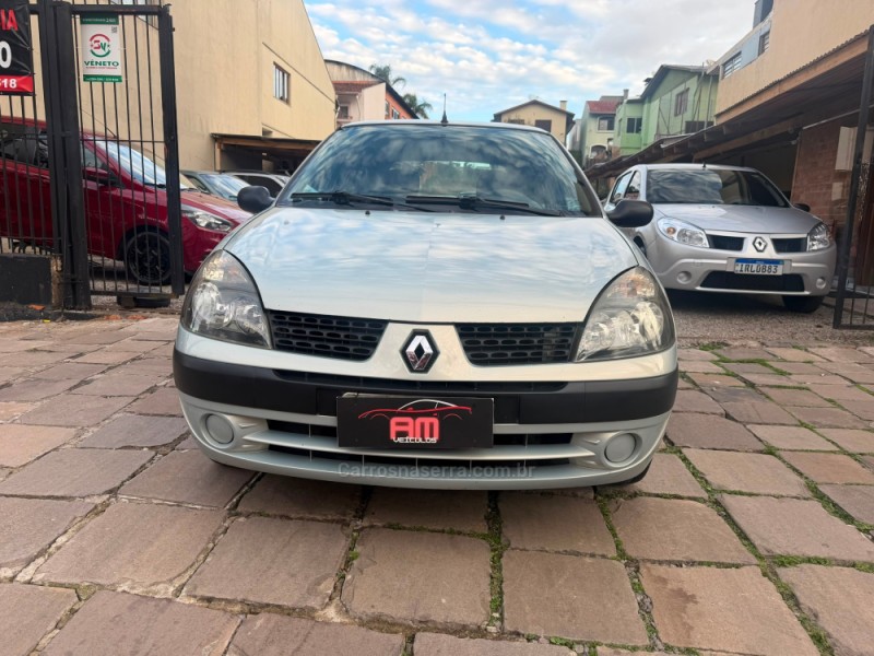 CLIO 1.0 AUTHENTIQUE 16V GASOLINA 4P MANUAL - 2003 - CAXIAS DO SUL