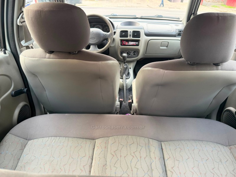 CLIO 1.0 AUTHENTIQUE 16V GASOLINA 4P MANUAL - 2003 - CAXIAS DO SUL