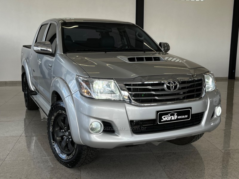 HILUX 3.0 SRV 4X4 CD 16V TURBO INTERCOOLER DIESEL 4P AUTOMÁTICO - 2013 - VACARIA