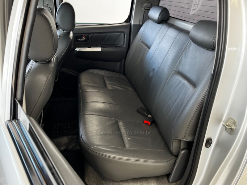 HILUX 3.0 SRV 4X4 CD 16V TURBO INTERCOOLER DIESEL 4P AUTOMÁTICO - 2013 - VACARIA