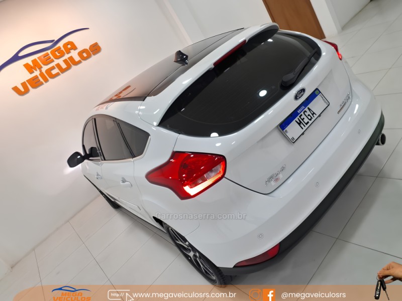 FOCUS 2.0 TITANIUM HATCH 16V FLEX 4P AUTOMÁTICO - 2016 - BENTO GONçALVES