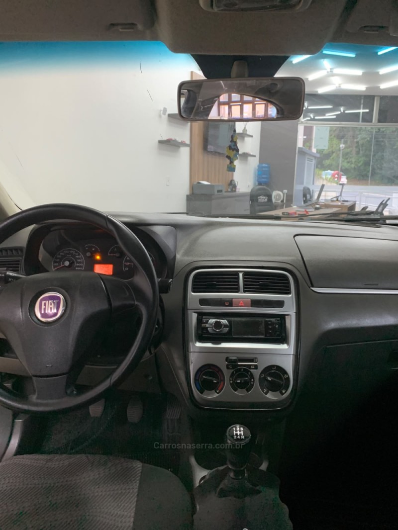 PUNTO 1.4 ATTRACTIVE 8V FLEX 4P MANUAL - 2012 - CAXIAS DO SUL