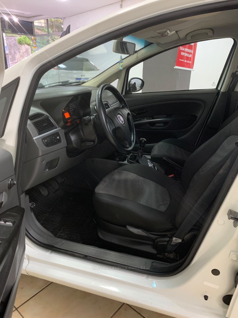 PUNTO 1.4 ATTRACTIVE 8V FLEX 4P MANUAL - 2012 - CAXIAS DO SUL