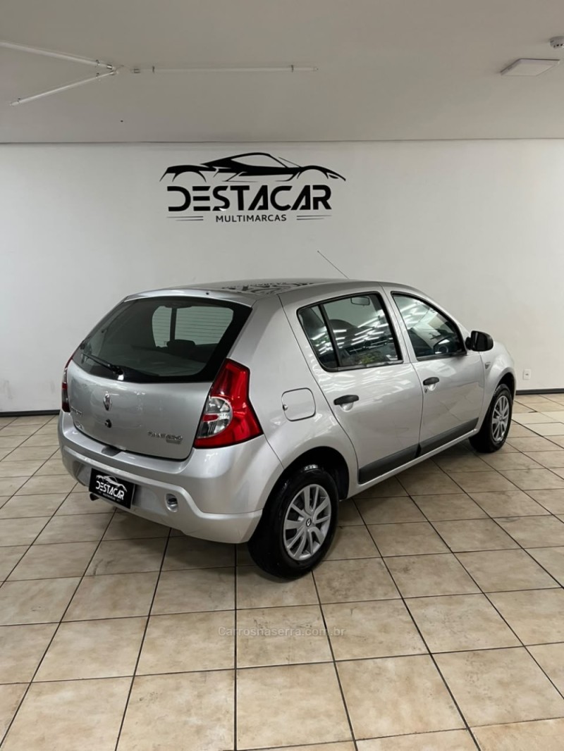 SANDERO 1.0 EXPRESSION 16V FLEX 4P MANUAL - 2011 - CAXIAS DO SUL