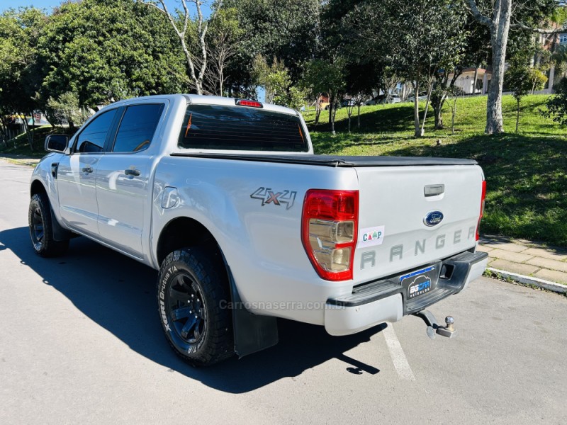 RANGER 2.2 XLS 4X4 CD 16V DIESEL 4P MANUAL - 2014 - BENTO GONçALVES