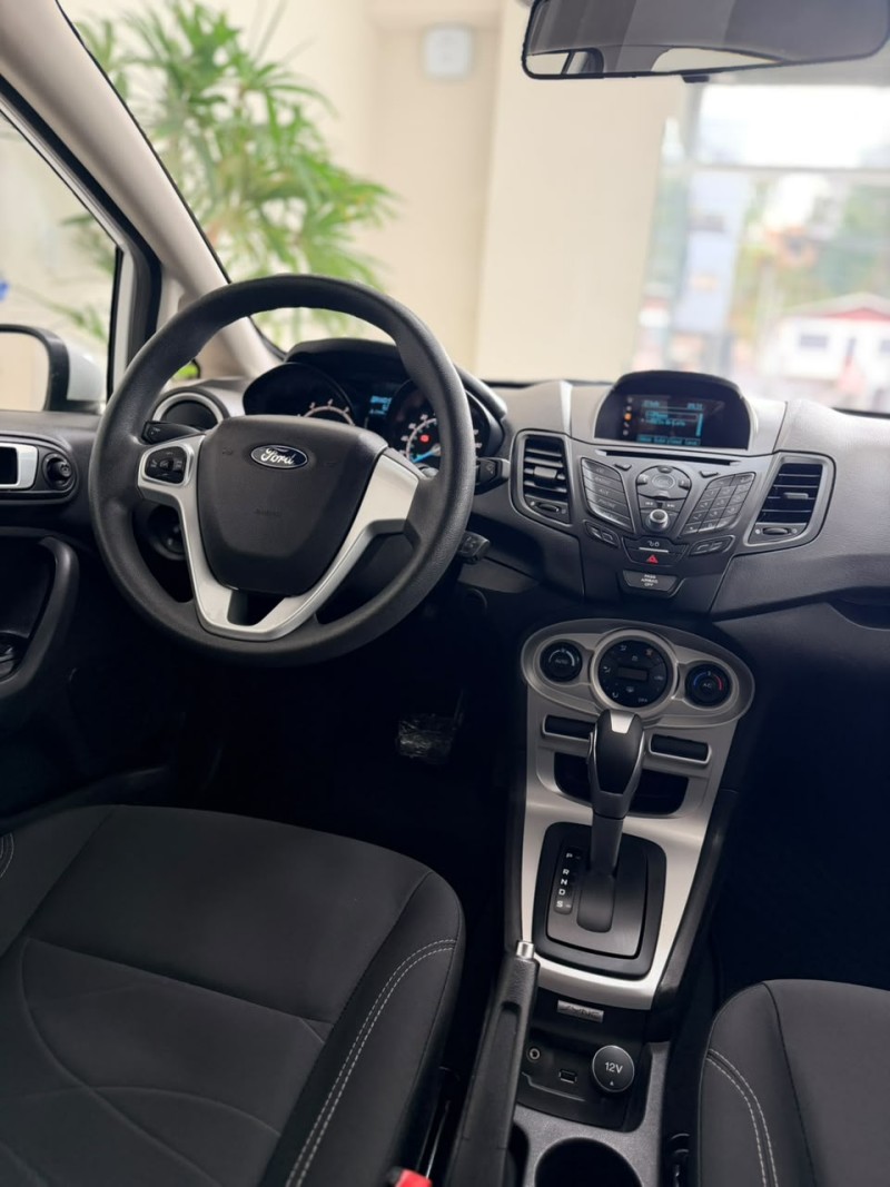 FIESTA 1.6 SE SEDAN 16V FLEX 4P AUTOMÁTICO - 2015 - CAXIAS DO SUL