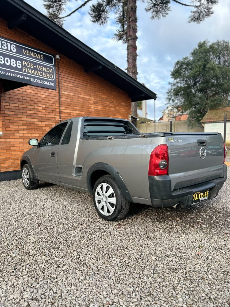 MONTANA 1.8 MPFI CONQUEST CS 8V FLEX 2P MANUAL - 2005 - CANELA