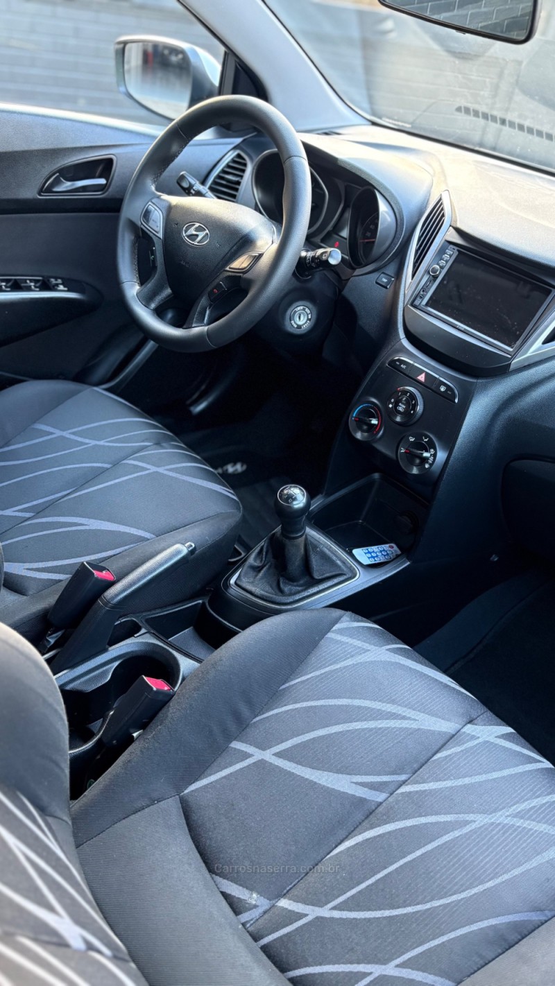 HB20 1.0 COMFORT PLUS 12V FLEX 4P MANUAL - 2013 - LAJEADO