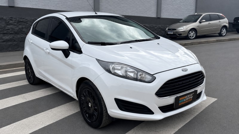 fiesta 1.5 s hatch 16v flex 4p manual 2016 caxias do sul