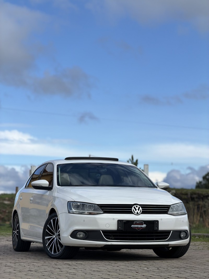 JETTA 2.0 TSI HIGHLINE 200CV GASOLINA 4P TIPTRONIC - 2012 - ANTôNIO PRADO