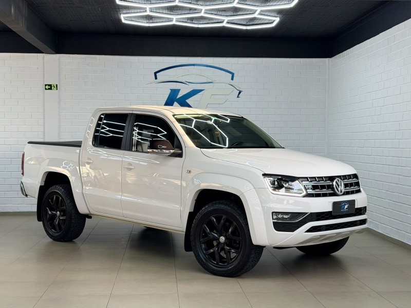 AMAROK 3.0 V6 TDI HIGHLINE CD DIESEL 4MOTION AUTOMÁTICO - 2021 - NOVO HAMBURGO