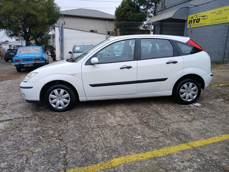 FOCUS 1.6 GL 8V GASOLINA 4P MANUAL - 2008 - FARROUPILHA