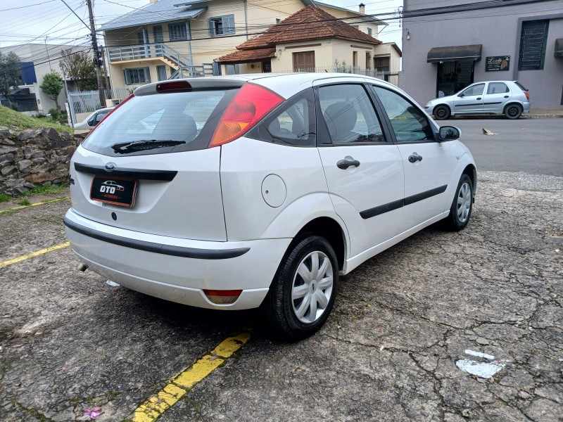 FOCUS 1.6 GL 8V GASOLINA 4P MANUAL - 2008 - FARROUPILHA