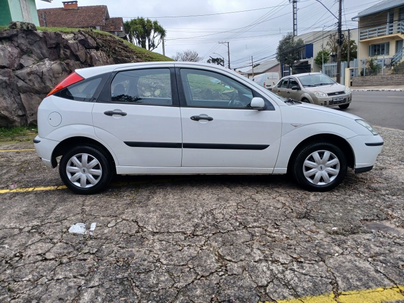 FOCUS 1.6 GL 8V GASOLINA 4P MANUAL - 2008 - FARROUPILHA