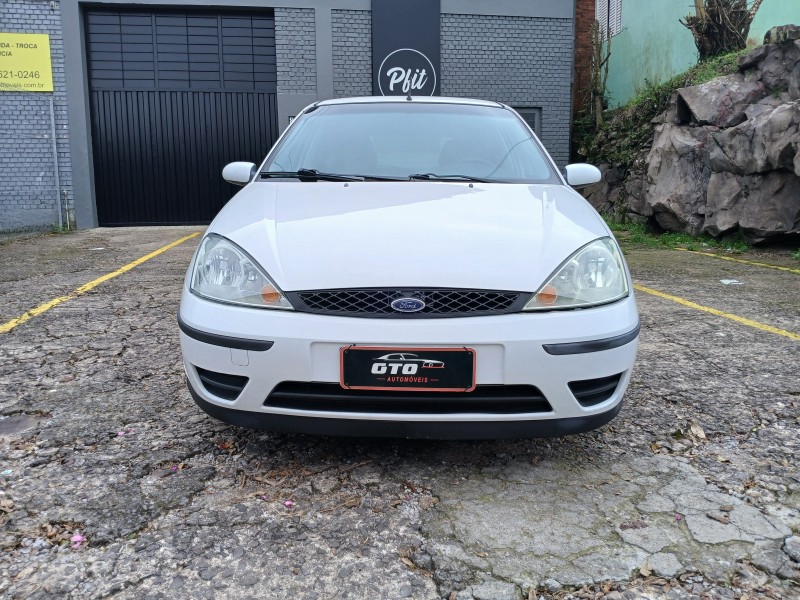 FOCUS 1.6 GL 8V GASOLINA 4P MANUAL - 2008 - FARROUPILHA