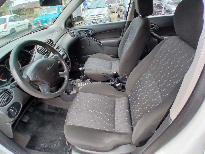 FOCUS 1.6 GL 8V GASOLINA 4P MANUAL - 2008 - FARROUPILHA
