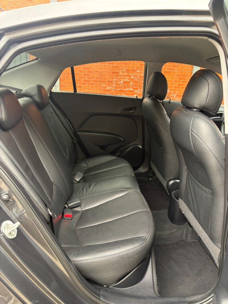 HB20S 1.0 COMFORT PLUS 12V FLEX 4P MANUAL - 2014 - CAXIAS DO SUL