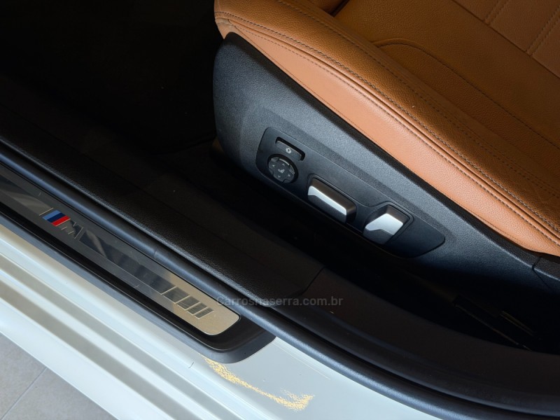 320I 2.0 M SPORT 16V TURBO GASOLINA 4P AUTOMÁTICO - 2021 - CAXIAS DO SUL