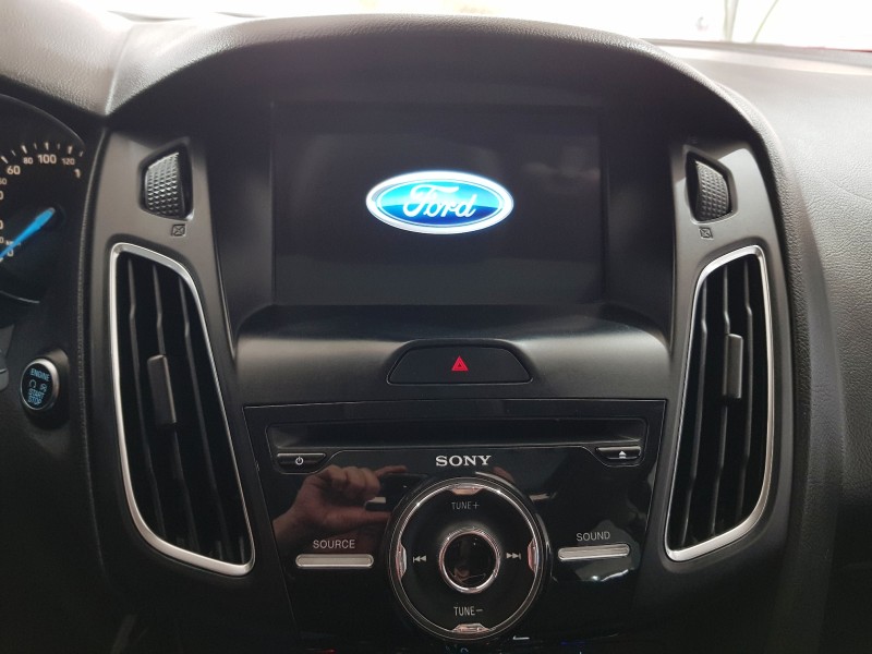 FOCUS 2.0 TITANIUM PLUS 16V FLEX 4P AUTOMÁTICO - 2018 - CAXIAS DO SUL