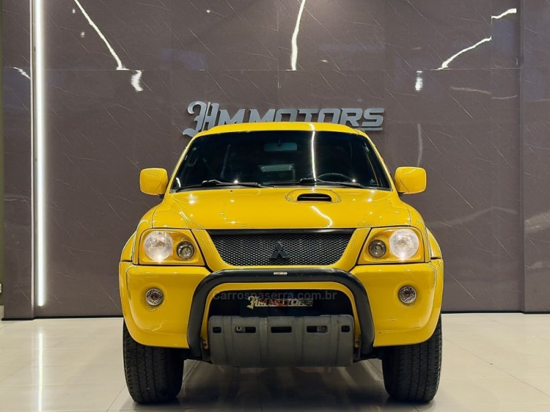 L200 2.5 SPORT HPE 4X4 CD 8V TURBO INTERCOOLER DIESEL 4P AUTOMÁTICO - 2004 - CAXIAS DO SUL