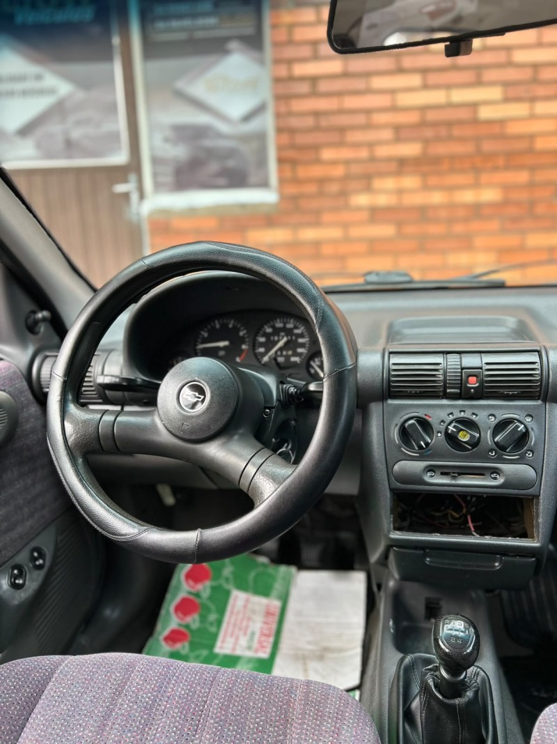 CORSA 1.4 EFI GL 8V GASOLINA 4P MANUAL - 1996 - CANELA