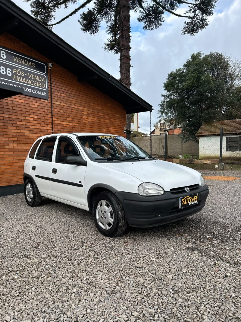 CORSA 1.4 EFI GL 8V GASOLINA 4P MANUAL - 1996 - CANELA