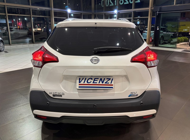 KICKS 1.6 16V FLEX SV 4P XTRONIC - 2020 - FARROUPILHA