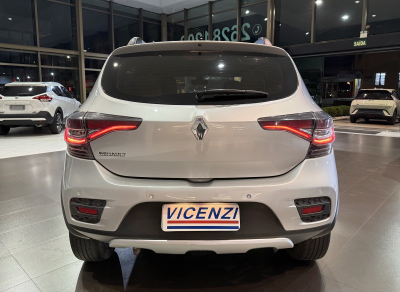SANDERO 1.6 STEPWAY ICONIC X-TRONIC 16V FLEX 4P AUTOMÁTICO - 2020 - FARROUPILHA