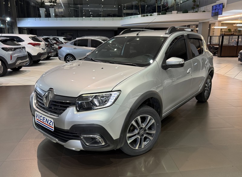 SANDERO 1.6 STEPWAY ICONIC X-TRONIC 16V FLEX 4P AUTOMÁTICO - 2020 - FARROUPILHA