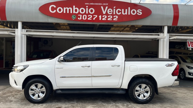 HILUX 2.8 SRV 4X4 CD 16V DIESEL 4P AUTOMÁTICO - 2017 - CAXIAS DO SUL