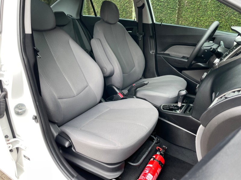 HB20S 1.6 PREMIUM 16V FLEX 4P AUTOMÁTICO - 2014 - CAXIAS DO SUL