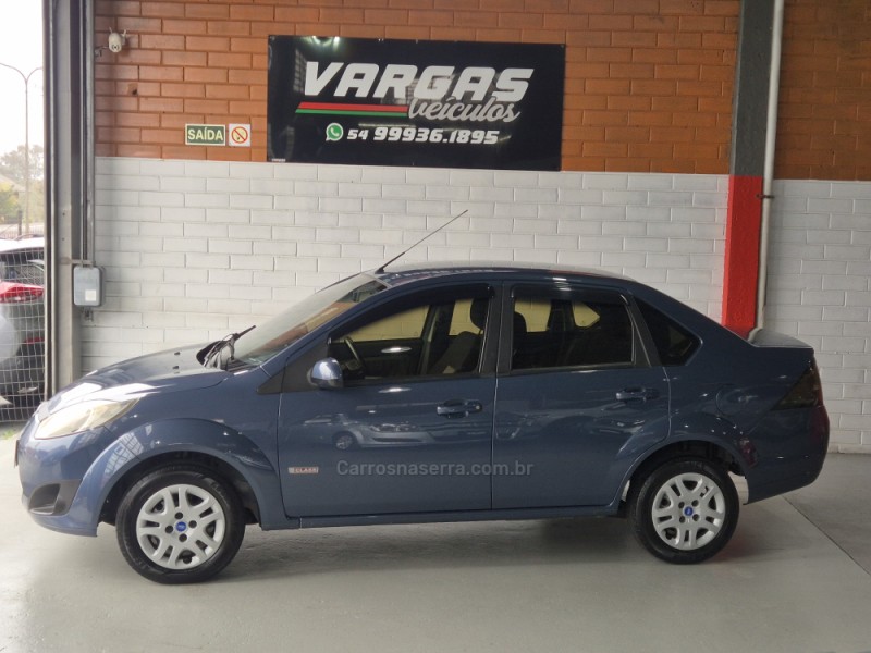 FIESTA 1.6 MPI CLASS SEDAN 8V FLEX 4P MANUAL - 2011 - CAXIAS DO SUL