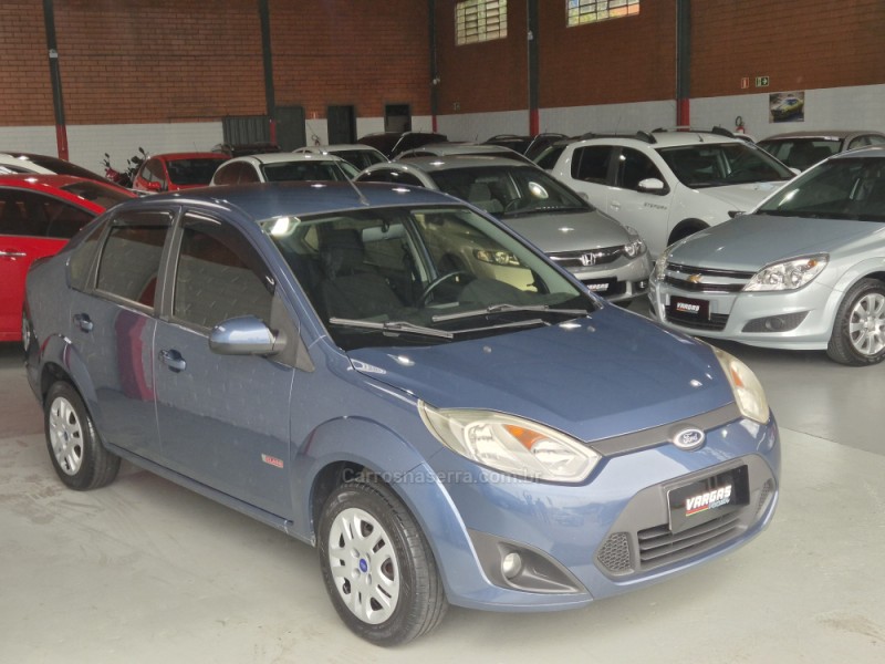 FIESTA 1.6 MPI CLASS SEDAN 8V FLEX 4P MANUAL - 2011 - CAXIAS DO SUL